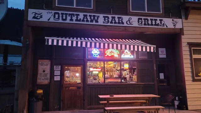 Outlaw Bar & Grill