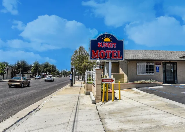 Sunset Motel