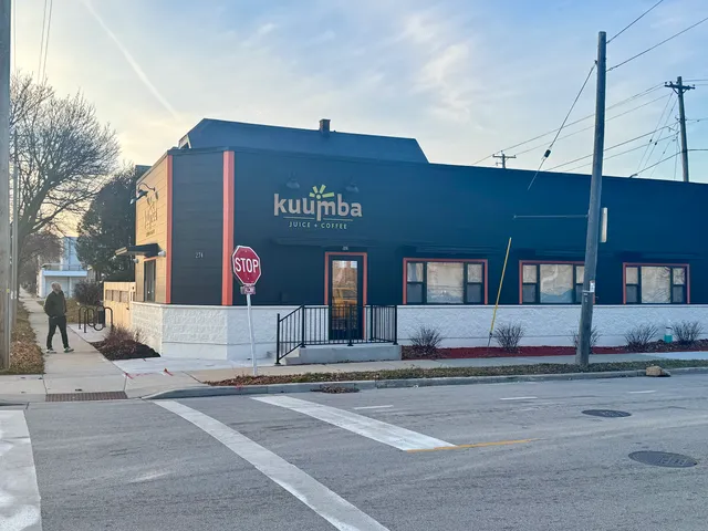 Kuumba Juice & Coffee