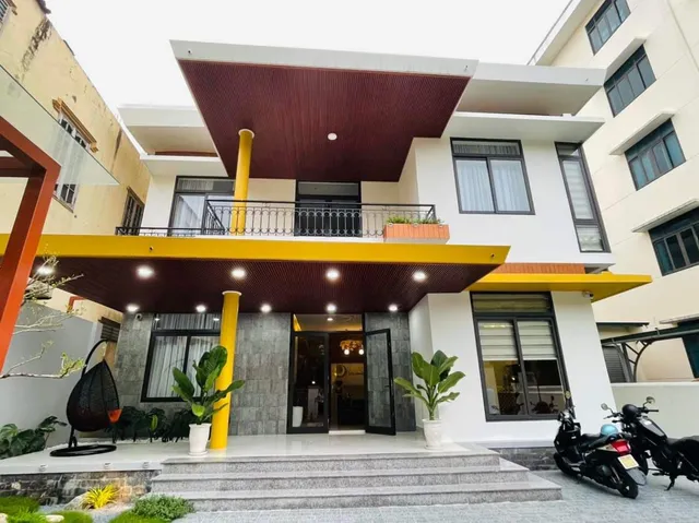 Lena Homestay & Villa