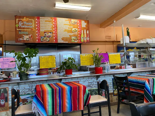 Mi Linda Michoacana Restaurante and Panaderia