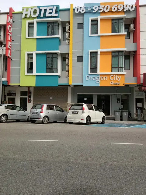 Dragon City Hotel