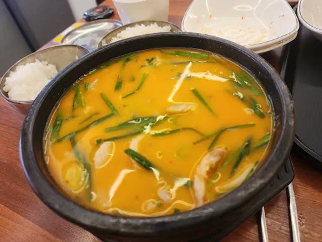 일품돼지국밥 신암점