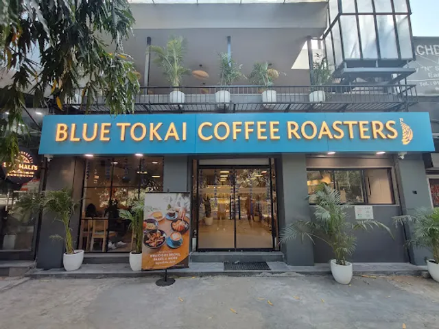 Blue Tokai Coffee Roasters | Defence Colony, Delhi