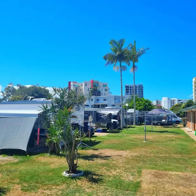 Golden Beach Holiday Park