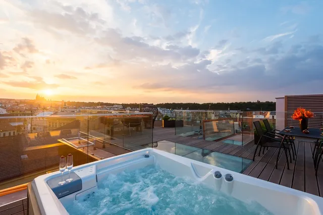 Grand Central Residence by TKC