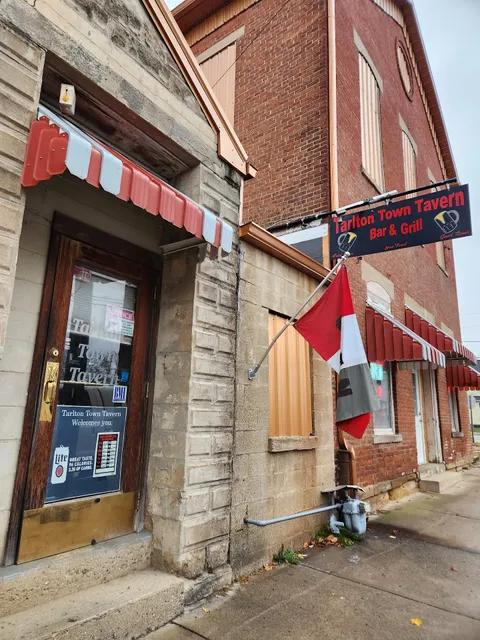 Tarlton Town Tavern