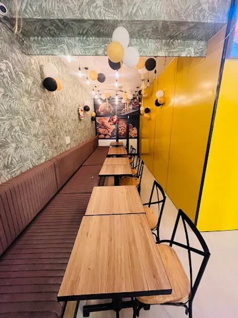 Café Zaitoon Al Saud