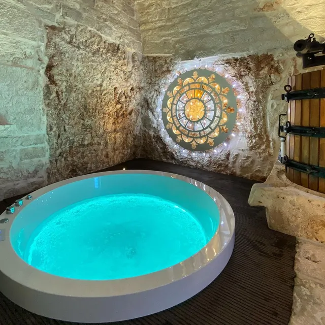 LUX • Exclusive Trulli Relax