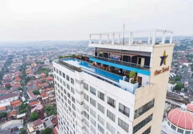 Horison Ultima Semarang