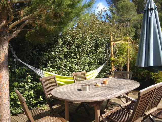 Bubble guesthouse tenderness