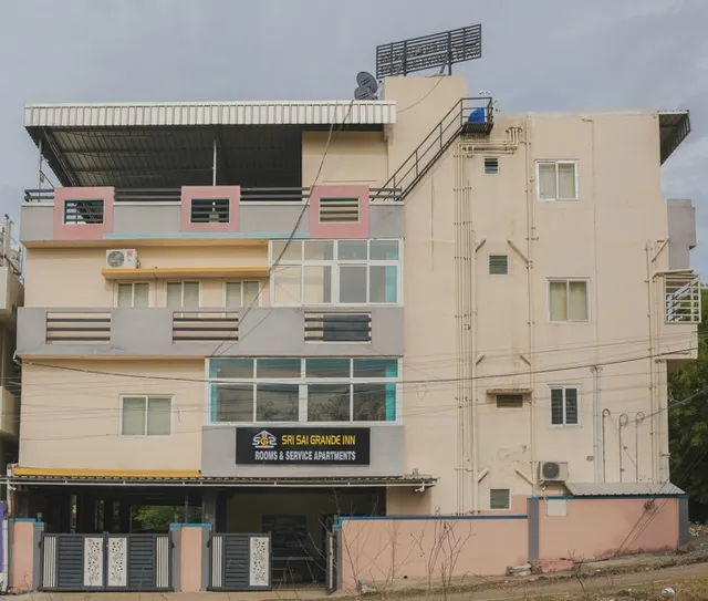 SRI SAI GRANDE INN