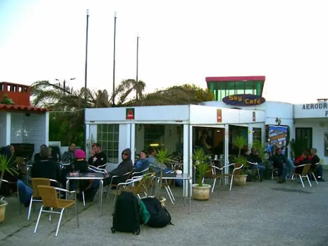 Sky Café-RESTAURANTE