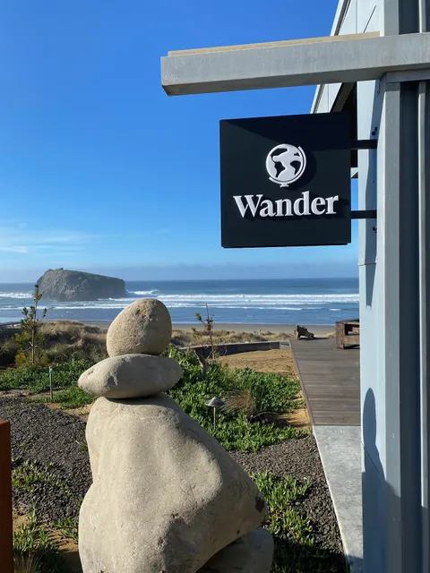 Wander Bandon Beach