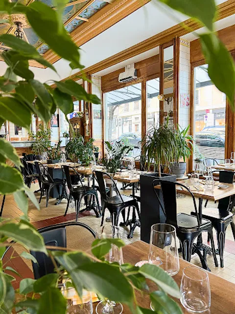 La Maison Rouge by Ragù