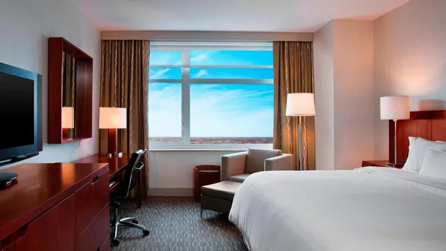 The Westin Chicago Lombard