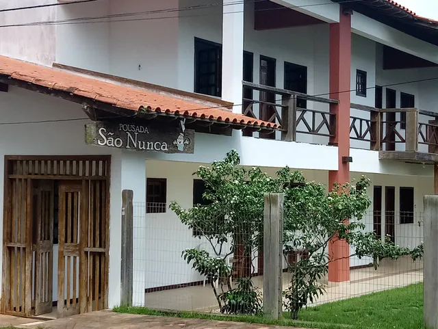 Pousada São Nunca