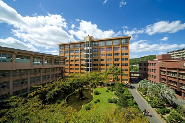 Okayama Shoka University