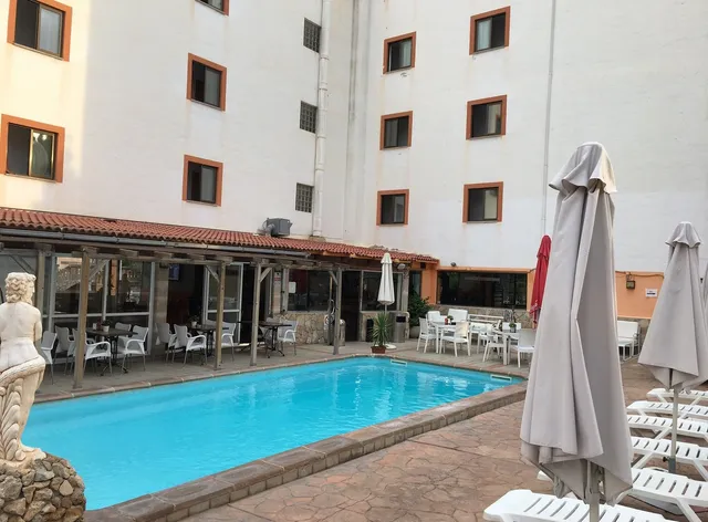 Hotel Raxa 2 estrellas