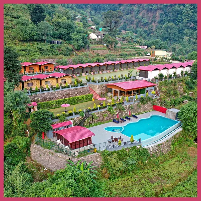 Hoa Resort - Luxury in the Village