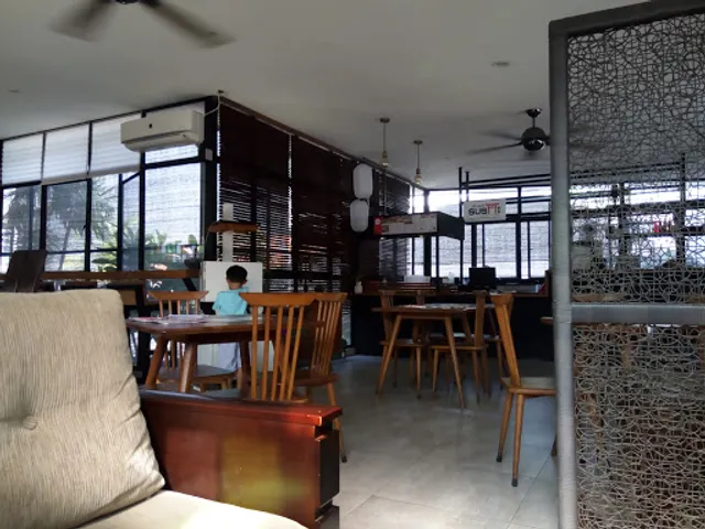 Street Sushi Pasar Minggu