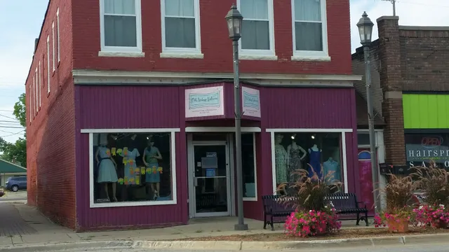 Club Vintage Fashions