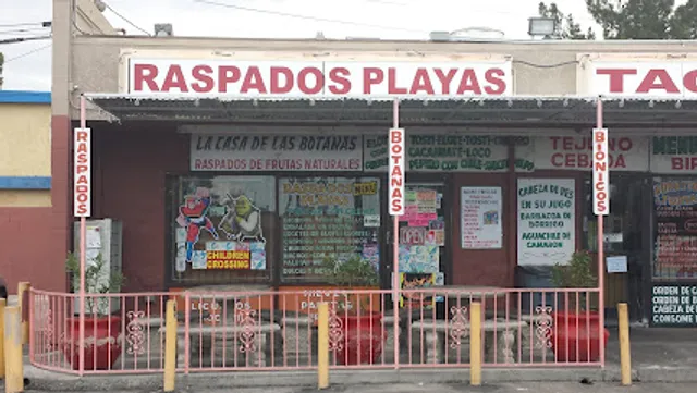 Raspados y Taqueria Playas