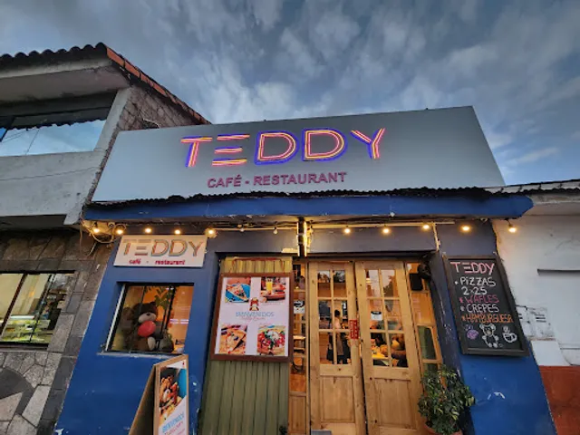 Teddy Cafe Restaurant