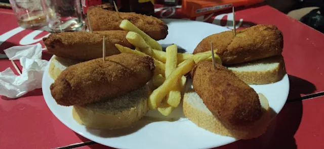 Bar de Tapas El Estrecho