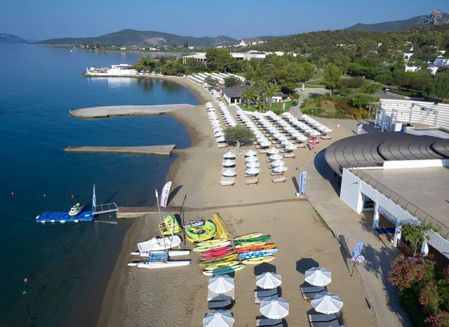 Hydra Beach Resort