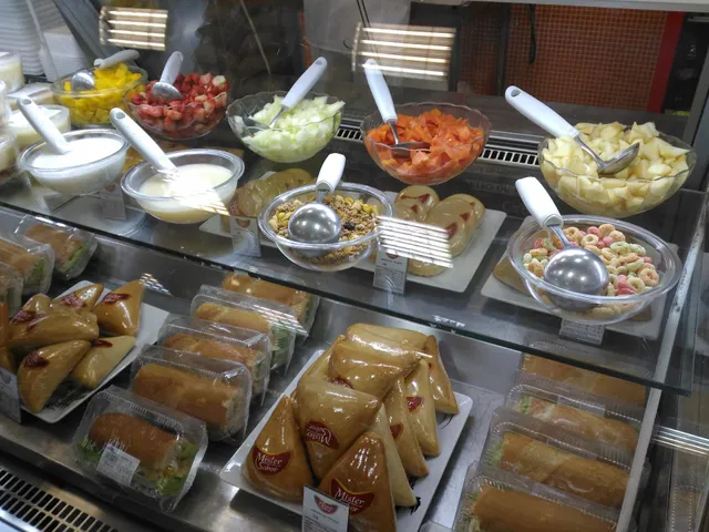 Supermercado Condor Champagnat