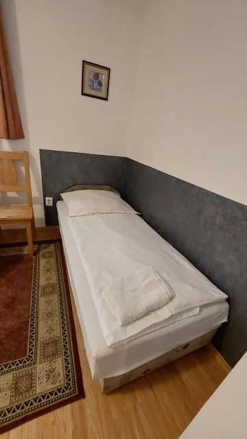 Peron Panzió és Söröző