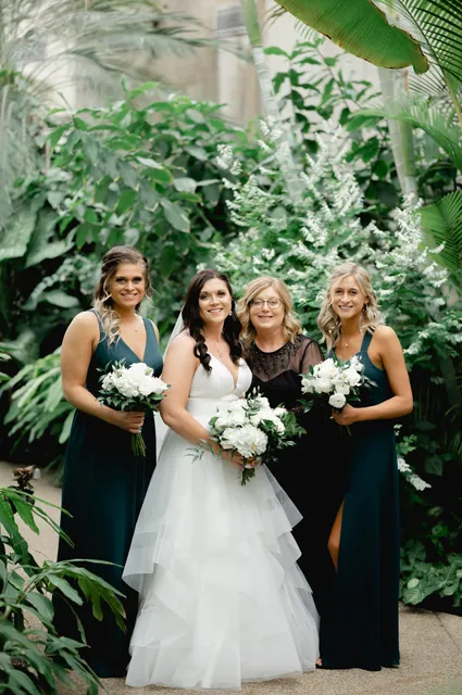 Gayle's For the Bride