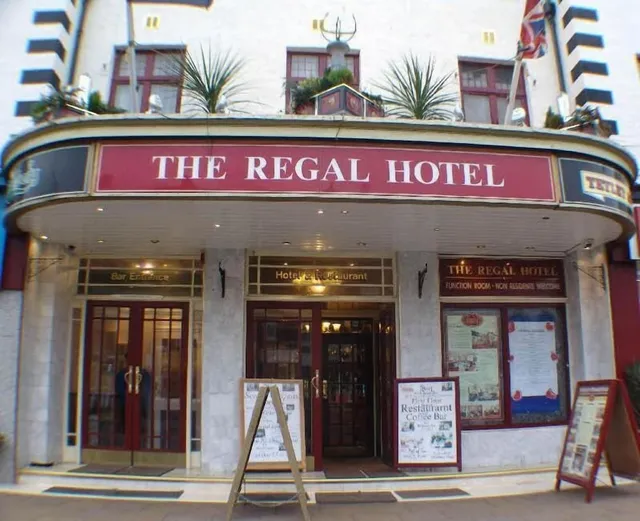 The Regal Hotel - Public Bar