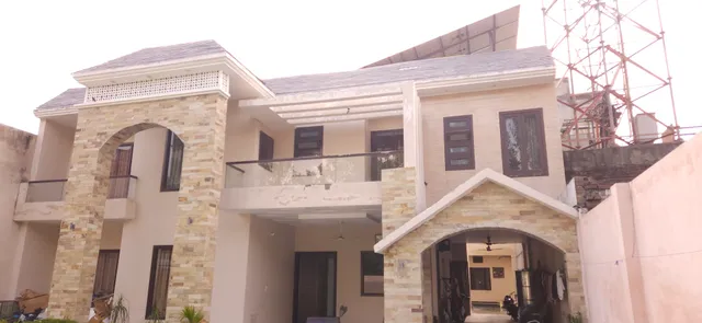 CRYSTAL STAY PG FOR GIRLS