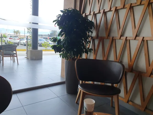 Starbucks • El Hogar