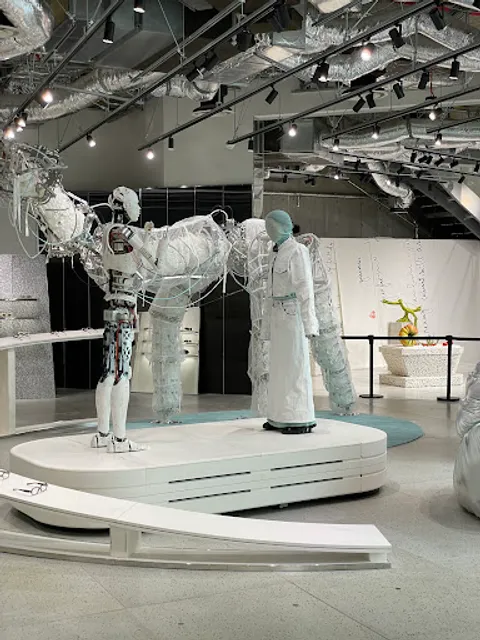 Gentle Monster Aoyama Flagship store