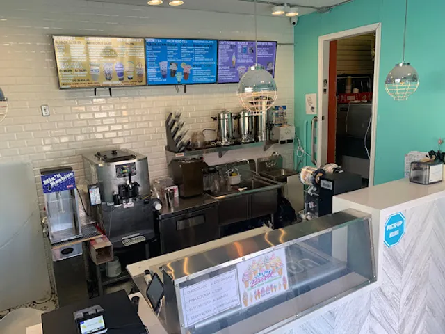 Rolly & Bubbly (Bubble Tea Plus)