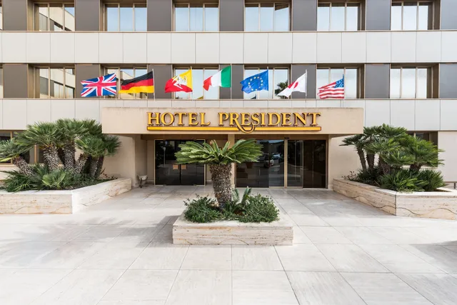 Hotel President