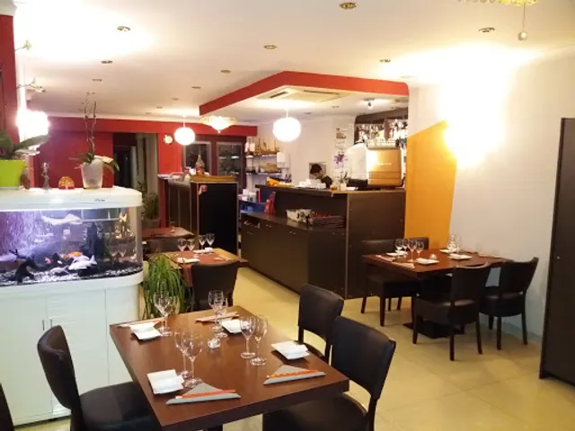 Źĵapanion Aalst Sushi