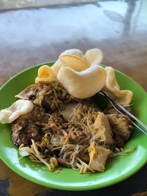 SOTO BOGOR & KETROPAK TERENAK KE 2 DI INDONESIA