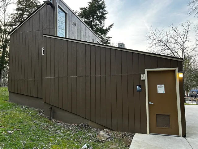 Edgar Evins State Park Campground