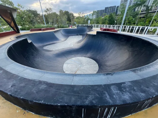 SkatePark @ Lakeside Garden