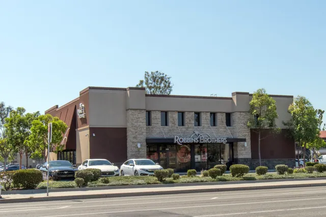 Robbins Brothers Fine Jewelers