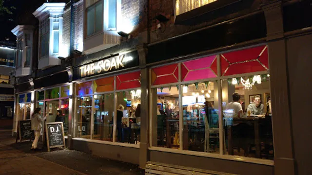 The Soak Bar & Grill