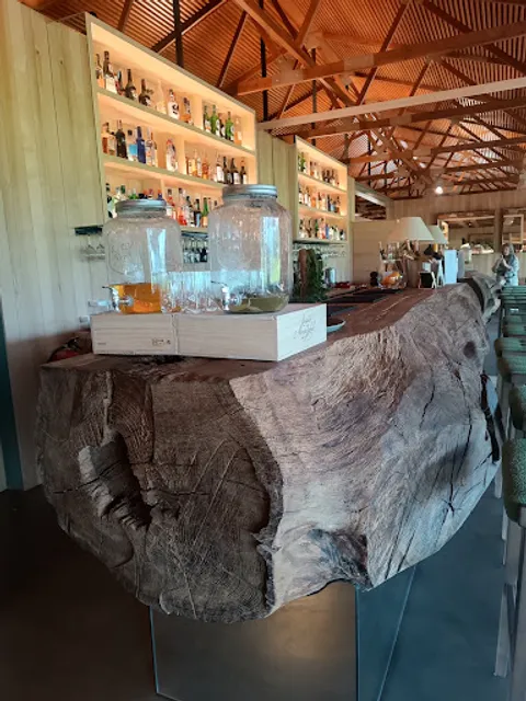 Elmo Restaurante - Cozinha com Identidade