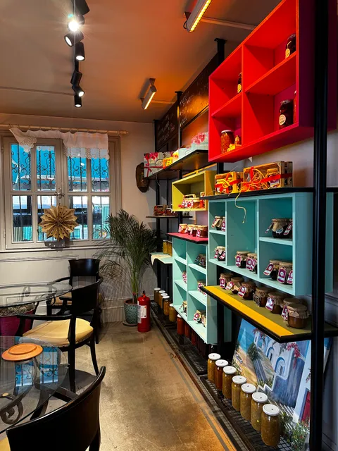 Çeşme Bazlama Kahvaltı Bağdat Caddesi Şaşkınbakkal