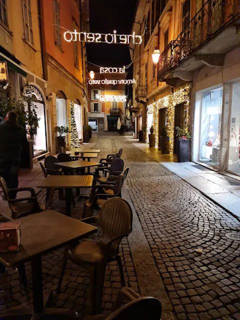 Wine Bar The Cat and the Fox