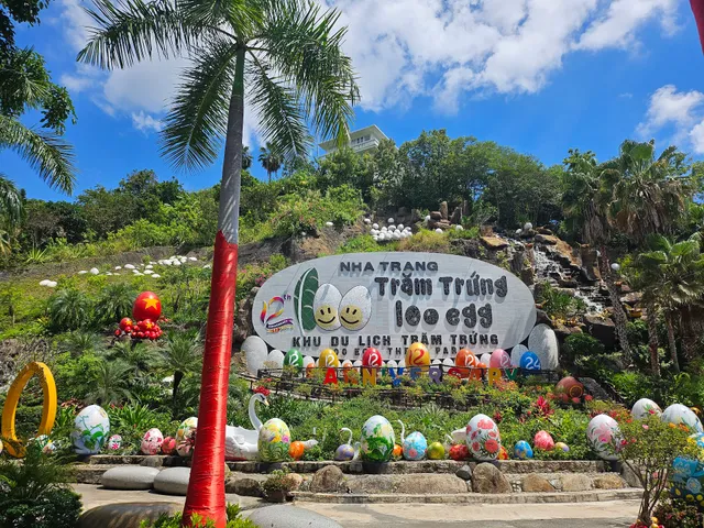 Khu Du Lịch Trăm Trứng -100 Egg Theme Park