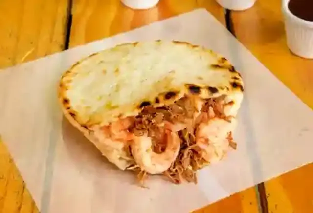 Guilli Arepas Calasanz